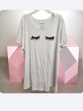 torrid White Tee with Black Eyelash Graphic